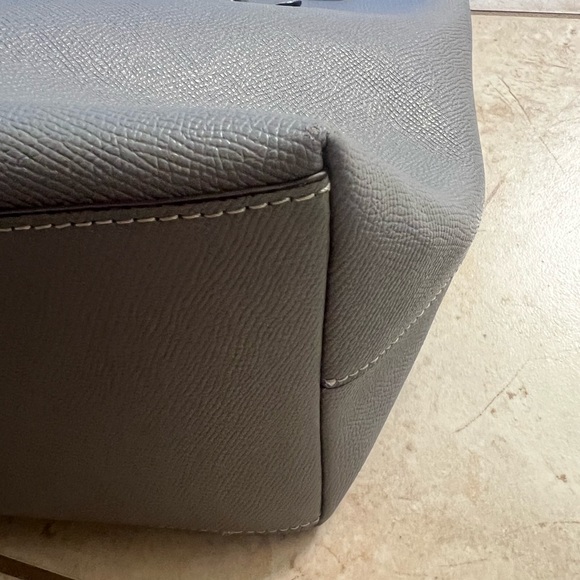 Coach Light Gray Leather Tote Bag💗 - Picture 4 of 11